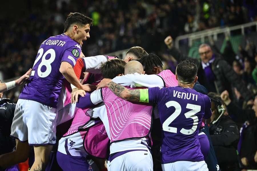 Conference League, la Fiorentina trema ma nel finale si salva contro il Lech