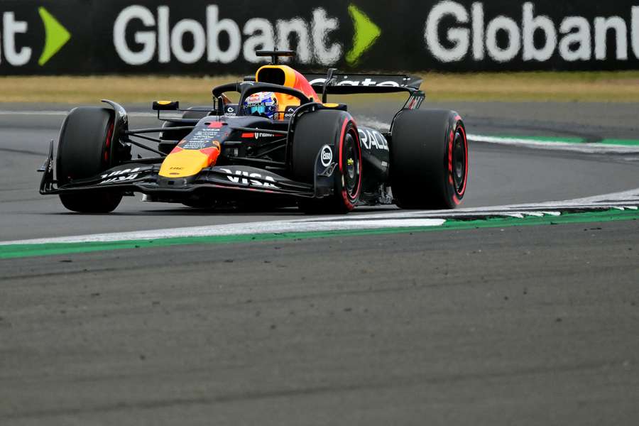 Max Verstappen en Silverstone
