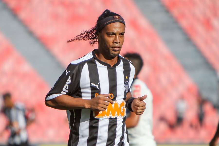 Atlético Mineiro deve cerca de 815 mil euros a Ronaldinho Gaúcho