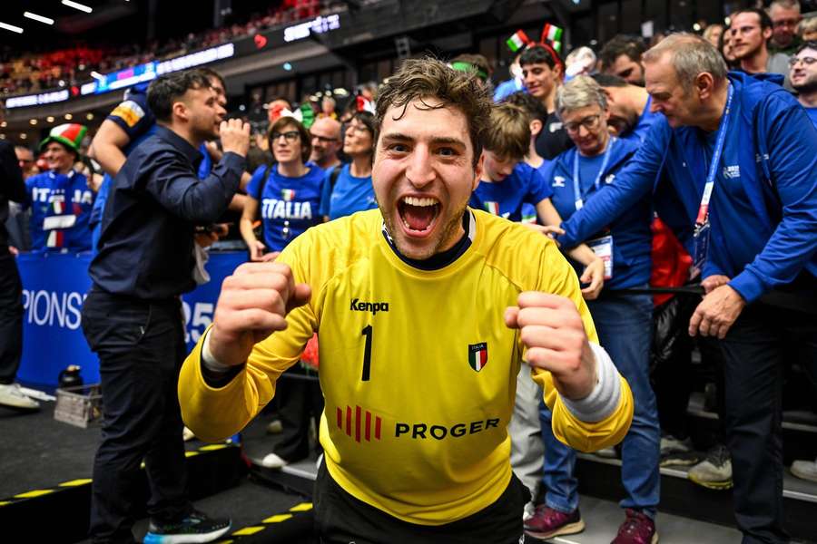 Domenico Ebner spielt seit 2017 für die italienische Handball-Nationalmannschaft.