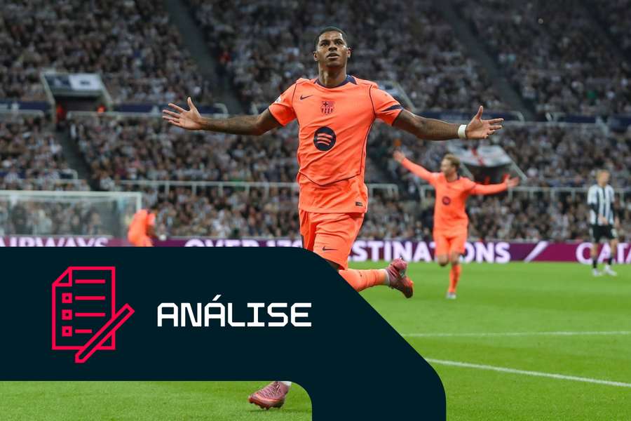 Marcus Rashford comemora o seu segundo golo contra o Newcastle United