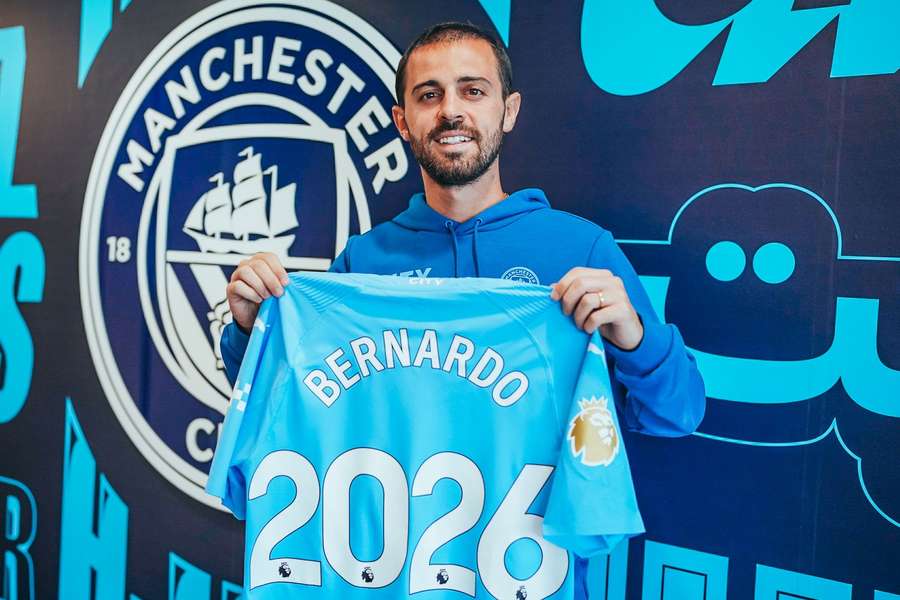 Oficial: Bernardo Silva renova com o Manchester City