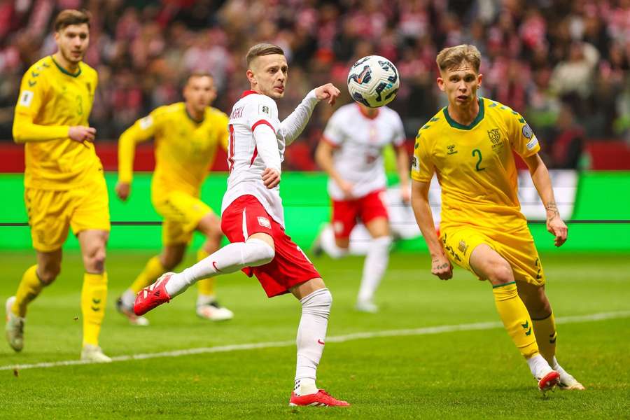 Sebastian Szymański: jest dużo do poprawy, ale z meczu na mecz będzie coraz lepiej