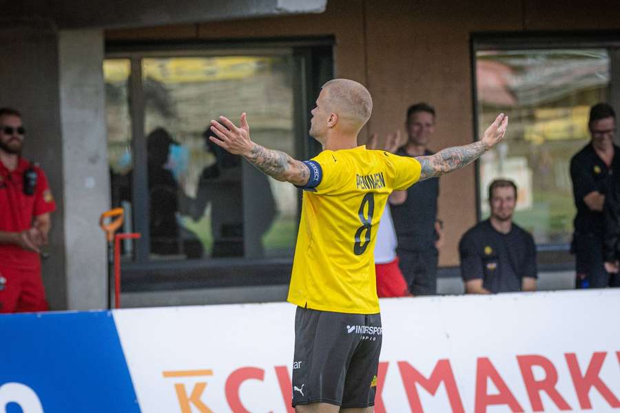 KuPS' Petteri Pennanen grabbed a brace in the 4-0 win
