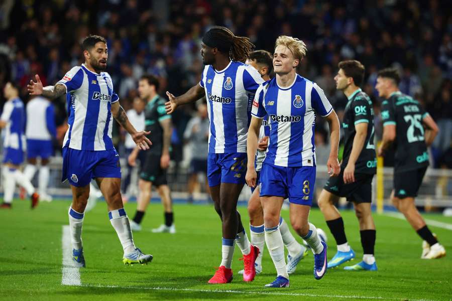 Froholdt fez o terceiro golo do FC Porto diante do Estoril
