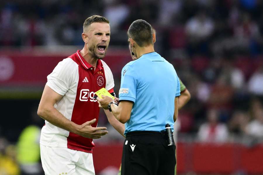 Jordan Henderson kreeg de voorkeur boven Steven Bergwijn