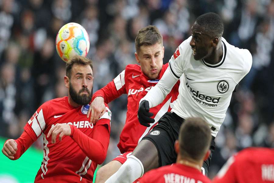 Kolo Muani abriu o placar para o time de Frankfurt