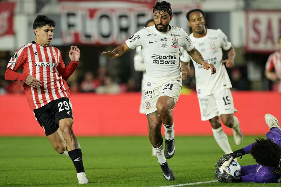 Corinthians x Estudiantes: onde assistir, prévia e prováveis escalações (Copa Libertadores)