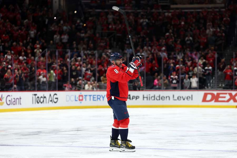Alex Ovechkin sur la patinoire de Washington mercredi. Alex Ovechkin sur la patinoire de Washington mercredi.