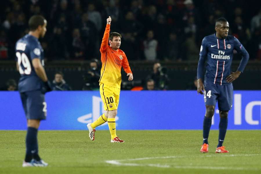 Lionel Messi célèbre l’ouverture du score face au PSG au Parc des Princes, en quart de finale aller de la Ligue des champions (2-2), le 2 avril 2013. Lionel Messi célèbre l’ouverture du score face au PSG au Parc des Princes, en quart de finale aller de la Ligue des champions (2-2), le 2 avril 2013.
