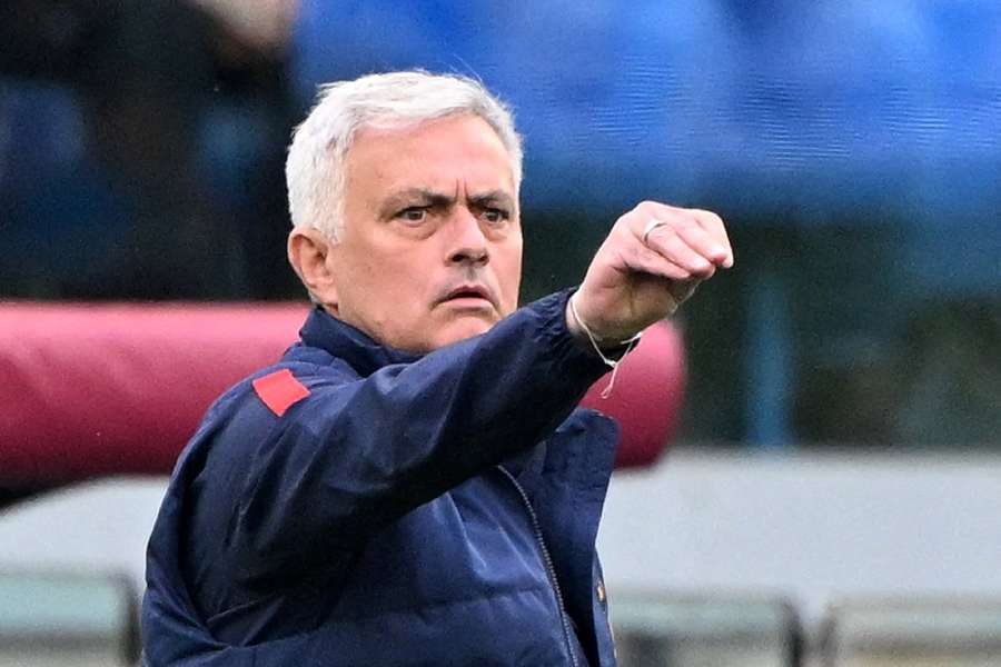 AS Roma-træner Jose Mourinho er igen i centrum