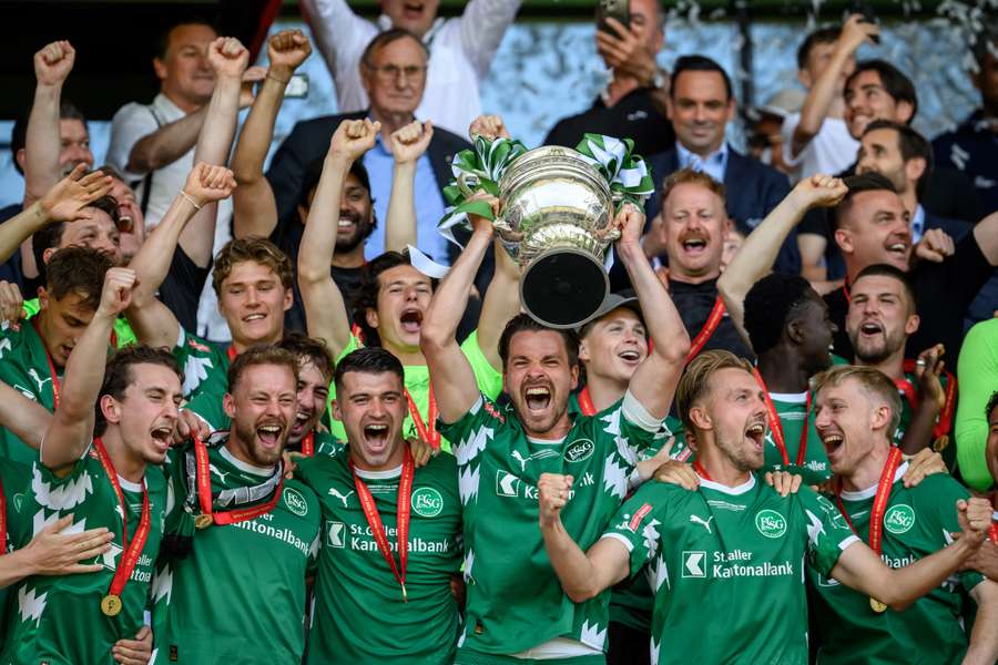 Saint-Gall remporte la Coupe de Suisse, 57 ans après Saint-Gall remporte la Coupe de Suisse, 57 ans après