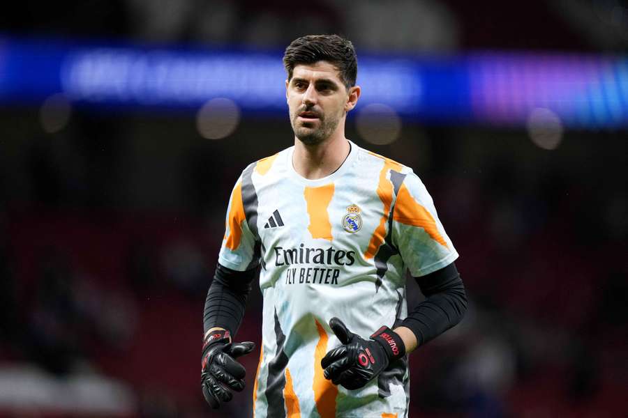 Thibaut Courtois vira dúvida para jogo do Real Madrid