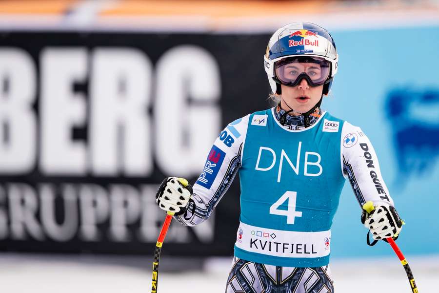 Ester Ledecká skončila v posledním sjezdu sezony devátá.