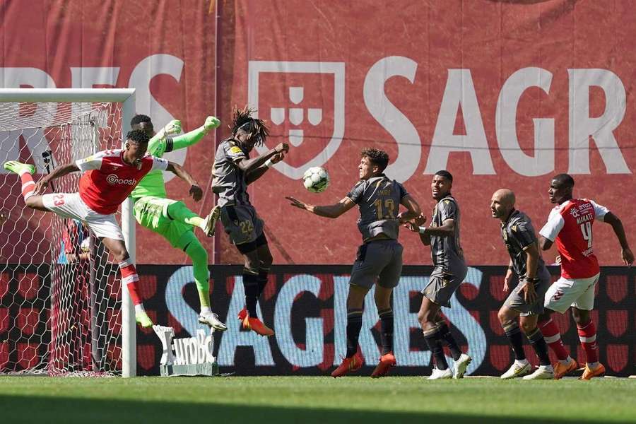 V. Guimarães e SC Braga jogam dérbi às 21:15, para a 22.ª jornada