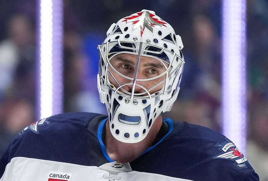 Winnipeg Jets goalie Connor Hellebuyck Winnipeg Jets goalie Connor Hellebuyck