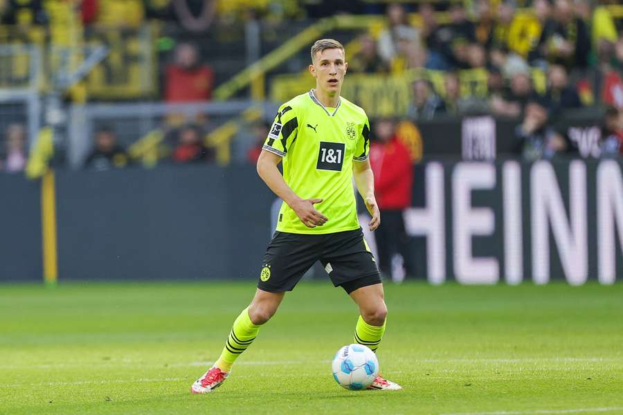 Schlotterbeck, defesa do Borussia Dortmund