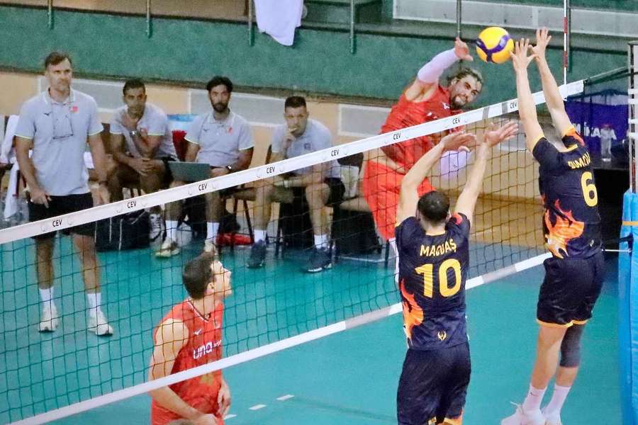 Portugal perdeu teste com Roménia em Bucareste