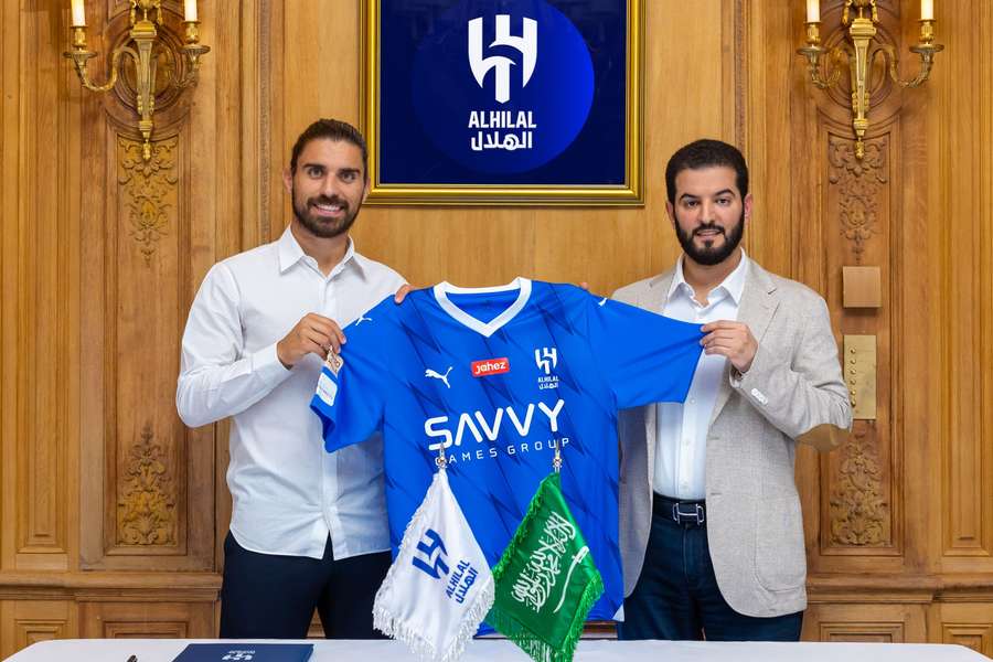 Rúben Neves com a camisola do Al-Hilal