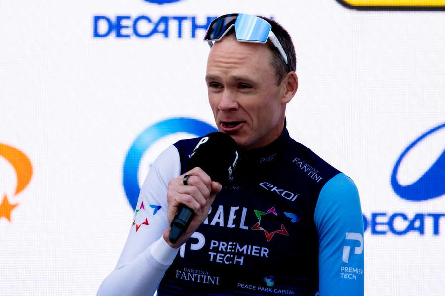 Chris Froome hospitalisé après une chute à l'entraînement