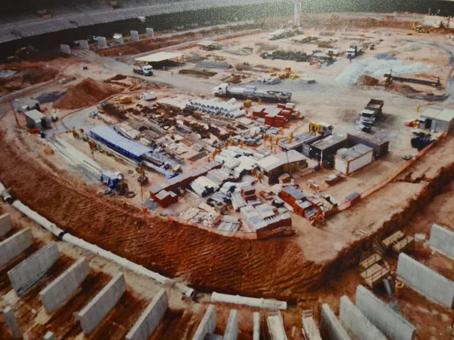 Estádio precisou virar um canteiro de obras para dar lugar a um moderno projeto