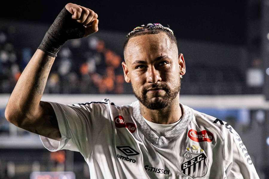 Ney decretou o triunfo santista na Vila