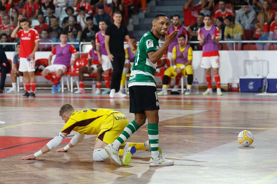 Pauleta marcou o segundo golo da vitória do Sporting no Pavilhão da Luz