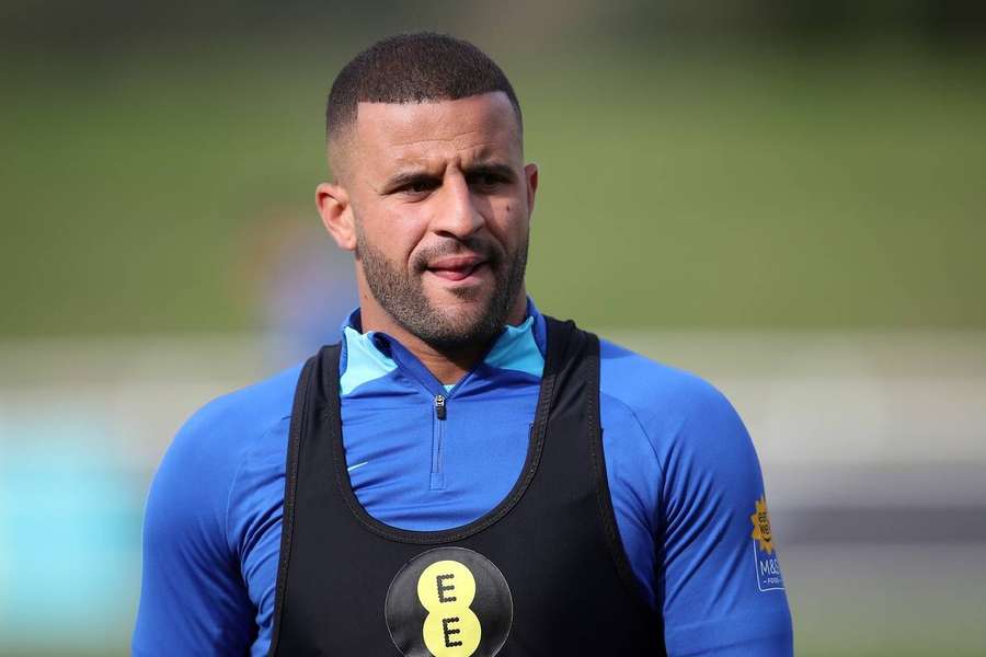 Kyle Walker este acuzat de comportament indecent după ce a fost filmat în ipostaze stânjenitoare într-un bar