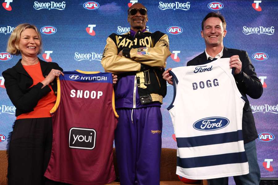 Snoop Dogg declares he's 'in love' with AFL football ahead of Grand Final show