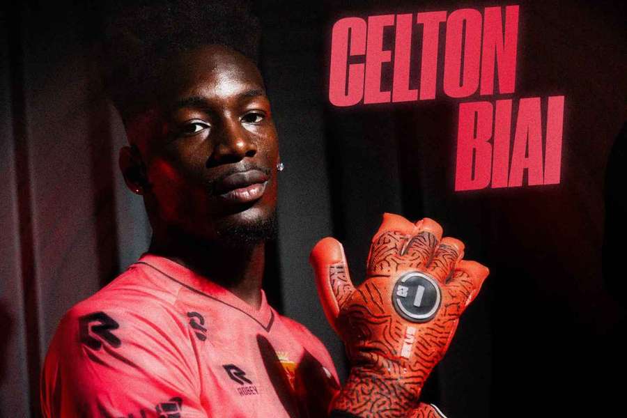Celton Biai oficializado pelo Excelsior Celton Biai oficializado pelo Excelsior