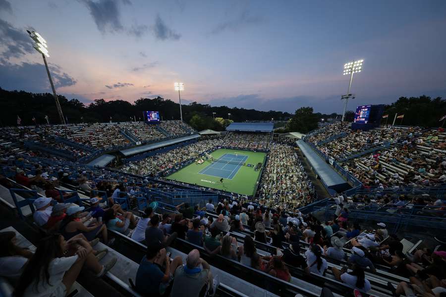 Tenis Flash: Fręch zagra z legendą, Linette także zagra w Waszyngtonie Tenis Flash: Fręch zagra z legendą, Linette także zagra w Waszyngtonie