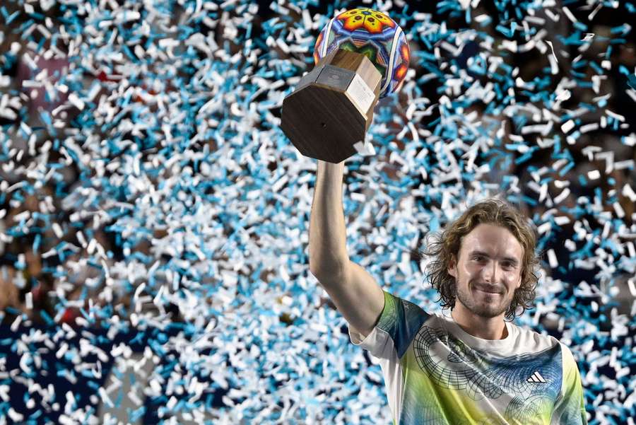 Tenis Flash: Tsitsipas wygrał w Los Cabos, zaskakujący finał ATP w Waszyngtonie