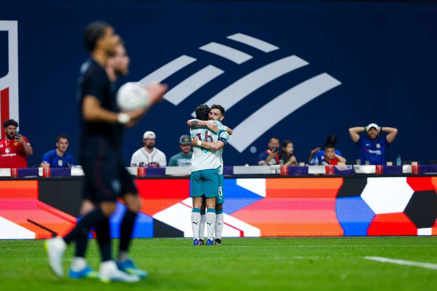 Bruno Fernandes esteve em destaque no triunfo luso