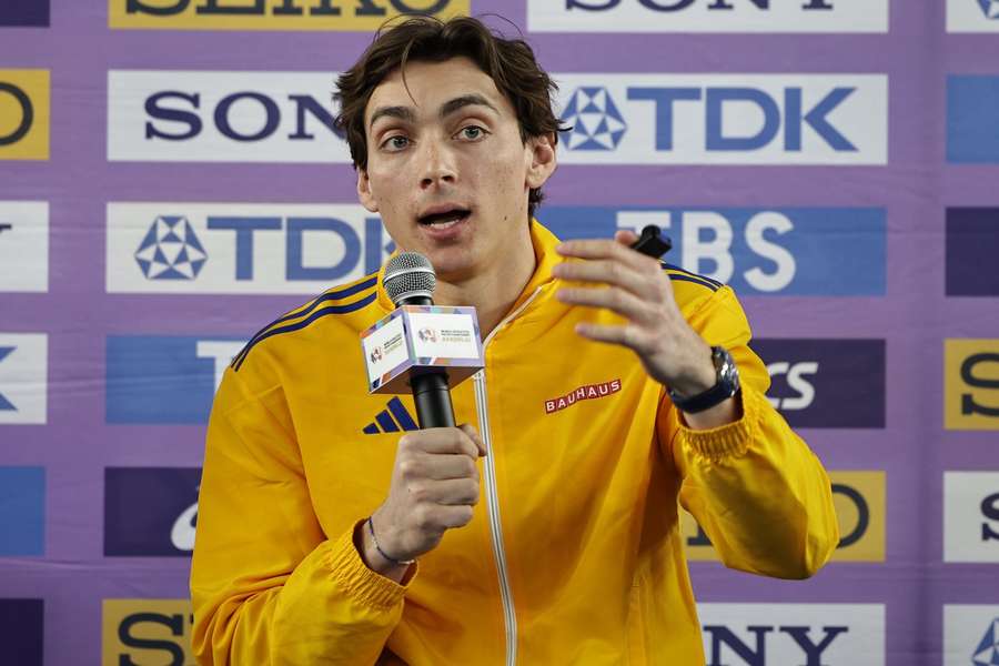 Armand Duplantis planuje w Nankinie kolejny rekord świata