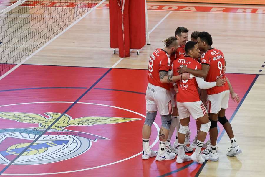 Benfica venceu o CA Madalena por 3-0 na Luz Benfica venceu o CA Madalena por 3-0 na Luz