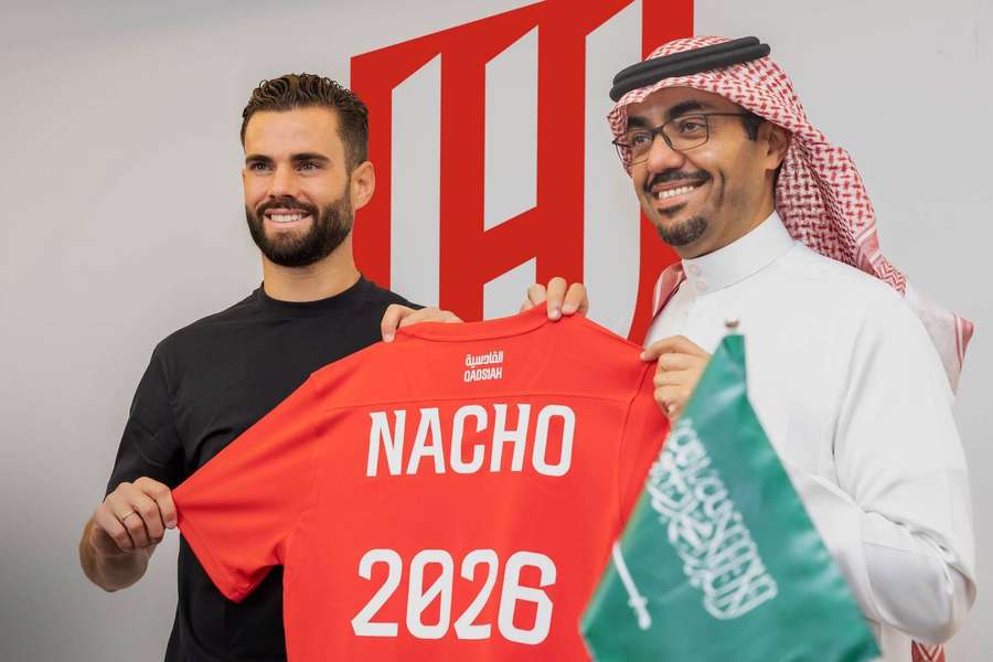 Nacho assinou um contrato de dois anos com o Al Qadisiya