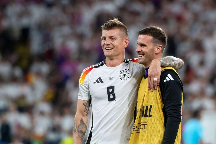 Toni Kroos und Pascal Groß bei der Heim-EM 2024.