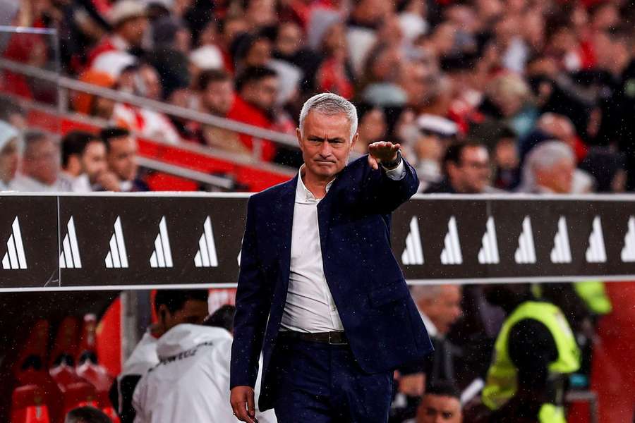 José Mourinho, treinador do Benfica José Mourinho, treinador do Benfica