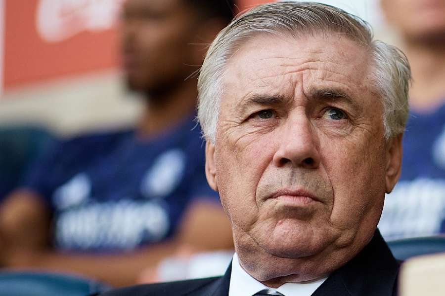 Carlo Ancelotti vai em busca do tricampeonato da Champions pelo Real