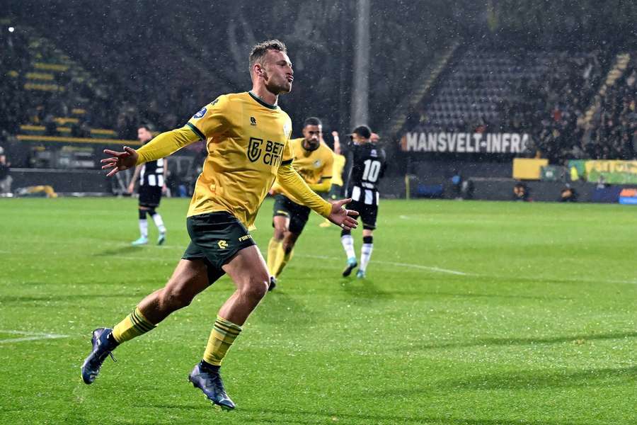 Kaj Sierhuis was in zijn vorige ontmoeting met Sparta betrokken bij beide goals van zijn ploeg