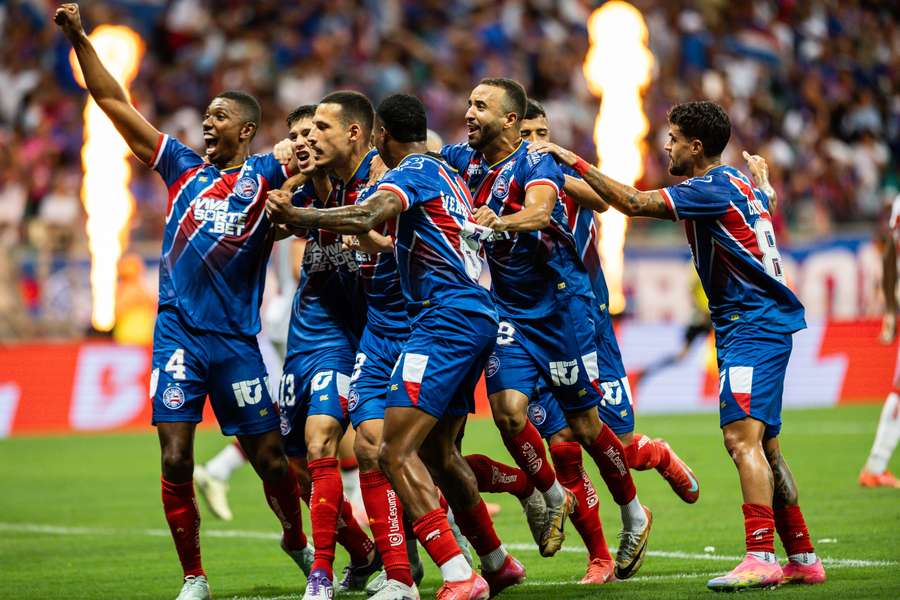 Bahia vem de triunfo no Ba-Vi