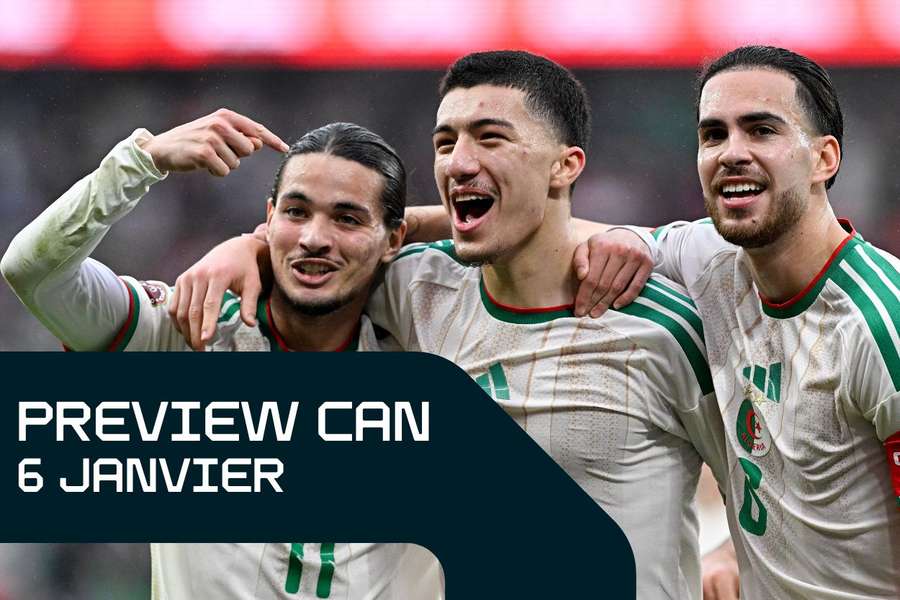 Anis Hadj Moussa, Ibrahim Maza et Ramiz Zerrouki face à la Guinée équatoriale. Anis Hadj Moussa, Ibrahim Maza et Ramiz Zerrouki face à la Guinée équatoriale.