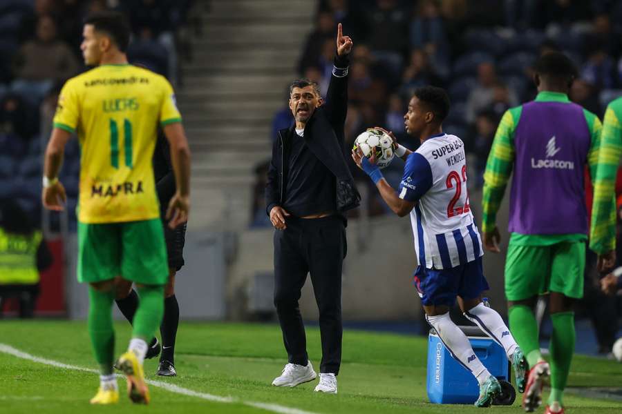 Sérgio Conceição criticou o anti-jogo do Mafra e a péssima primeira parte da sua equipa