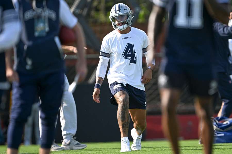 Dak Prescott durante treino na tarde desta sexta Dak Prescott durante treino na tarde desta sexta