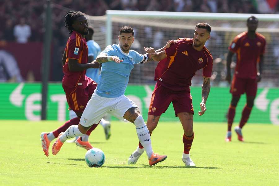 Derby-ul Romei a fost mutat luni, 18 mai Derby-ul Romei a fost mutat luni, 18 mai