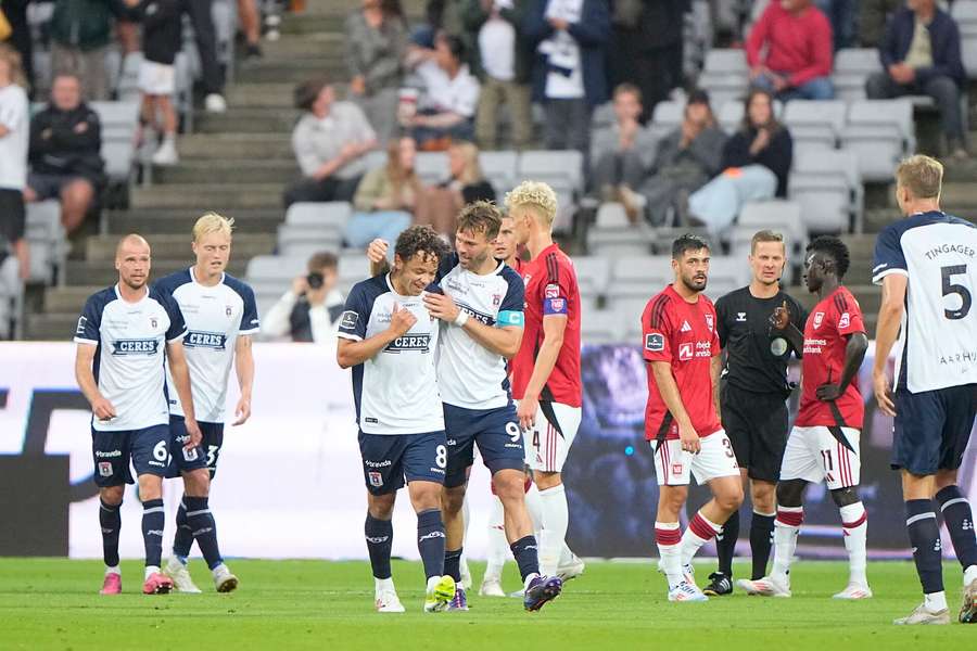 Pointløse Vejle skilt ad på Aarhus Stadion i Det Jyske Derby