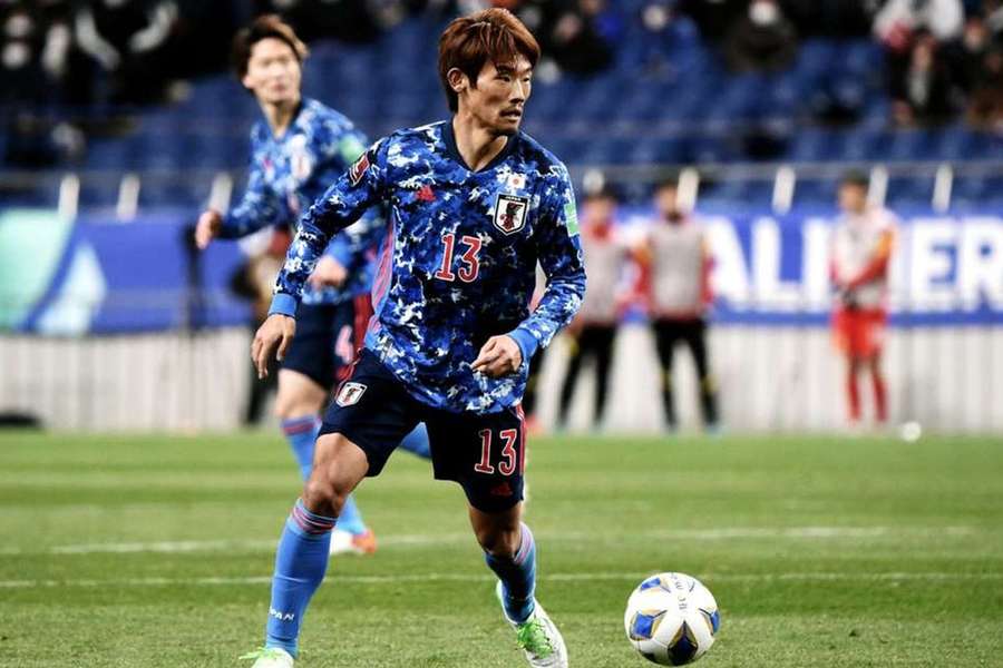 Hidemasa Morita, médio do Sporting, parte no onze inicial dos samurais azuis