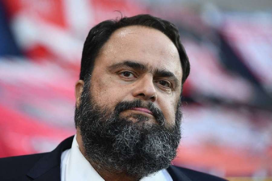 Vangélis Marinakis en 2018 lors d'un Burnley - Olympiakos.