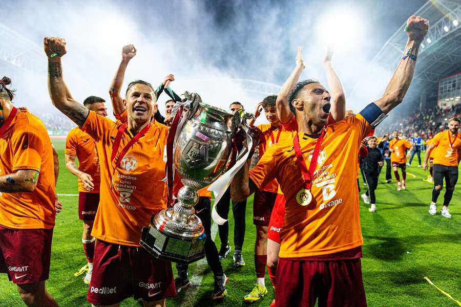 CFR Cluj a câștigat Cupa României în sezonul trecut, după finala cu FC Hermannstadt disputată pe arena Francisc Neuman din Arad, scor 3-2