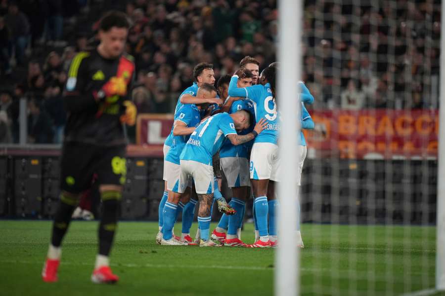 Neapol je lídrom tabuľky Serie A.
